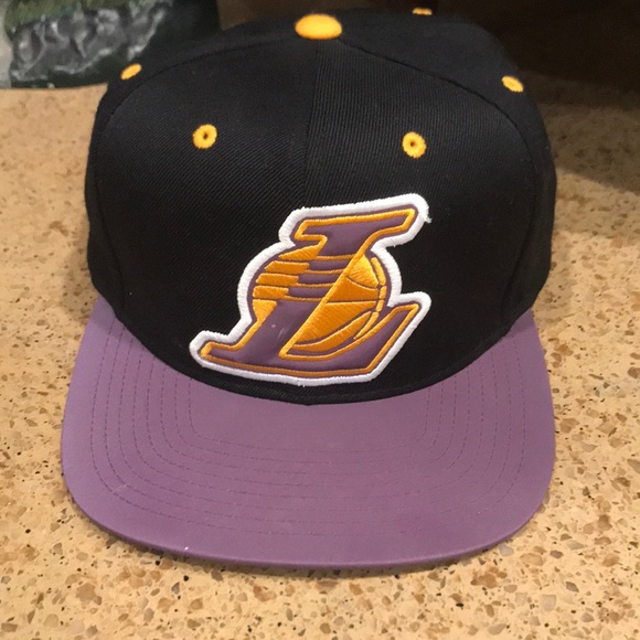 Mitchell & Ness Other - Mitchell&Ness Lakers Man’s Hat, Size 12/14